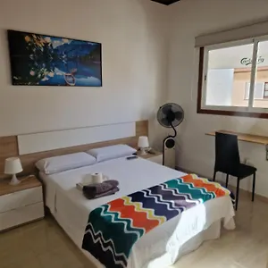 Apartamento Matrimonial Privada Con Areas Compartidas, La Laguna (Tenerife)